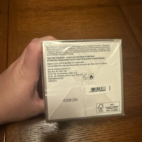 Victoria's Secret Heavenly Dream Angel Eau de Parfum 3.4 oz - Picture 2 of 3